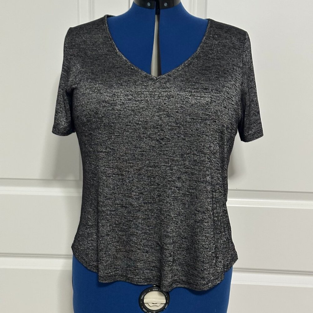 White House Black Market, Grey Short Sleeve V-Neck Tee, size XL